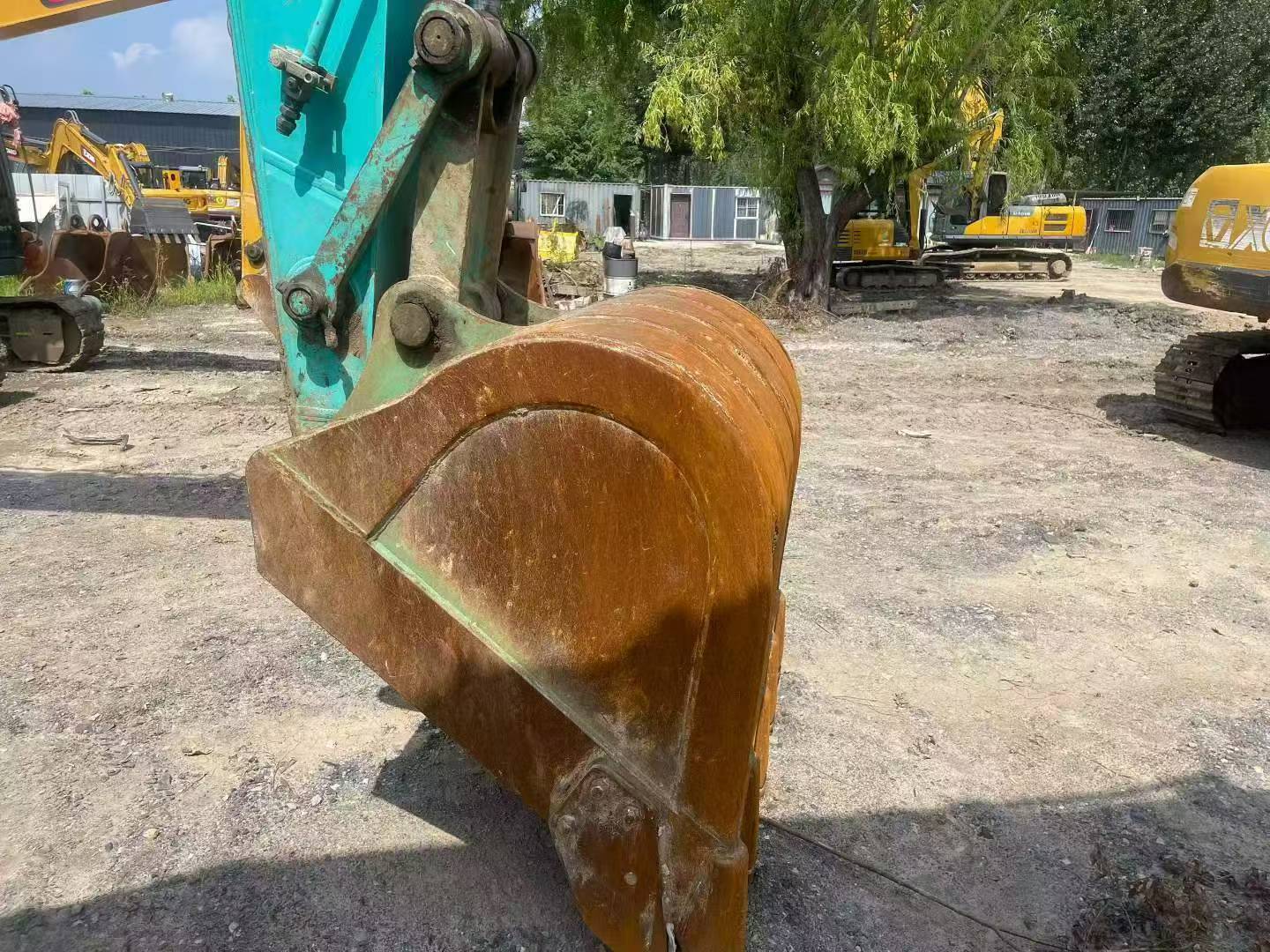 Compre Excavadora Kobelco SK260 Usada / 3