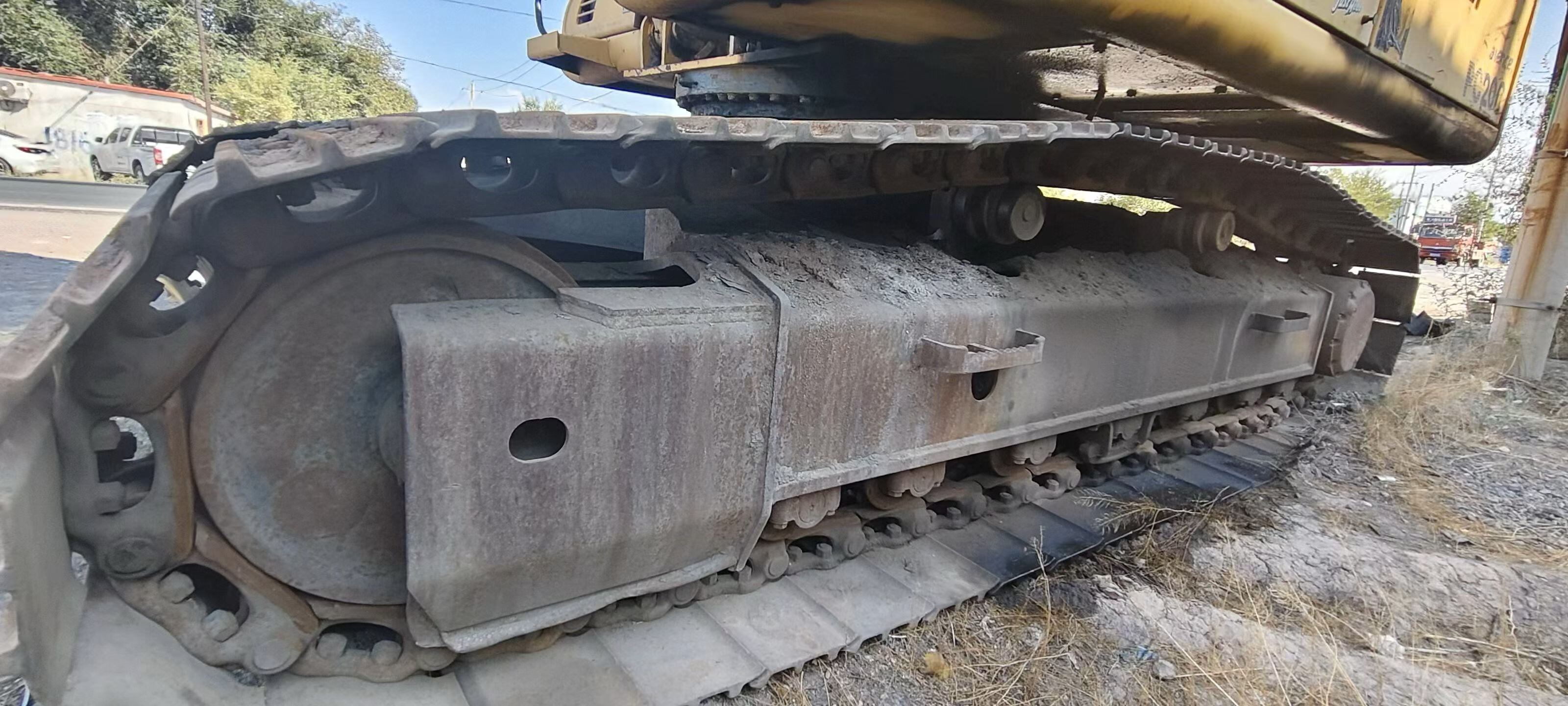 Buy Komatsu PC200-1 Used Excavator / 2