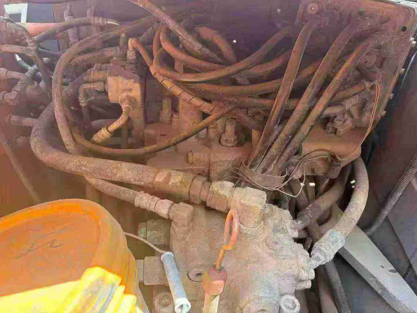 Compre Excavadora Hitachi EX120 Usada / 5