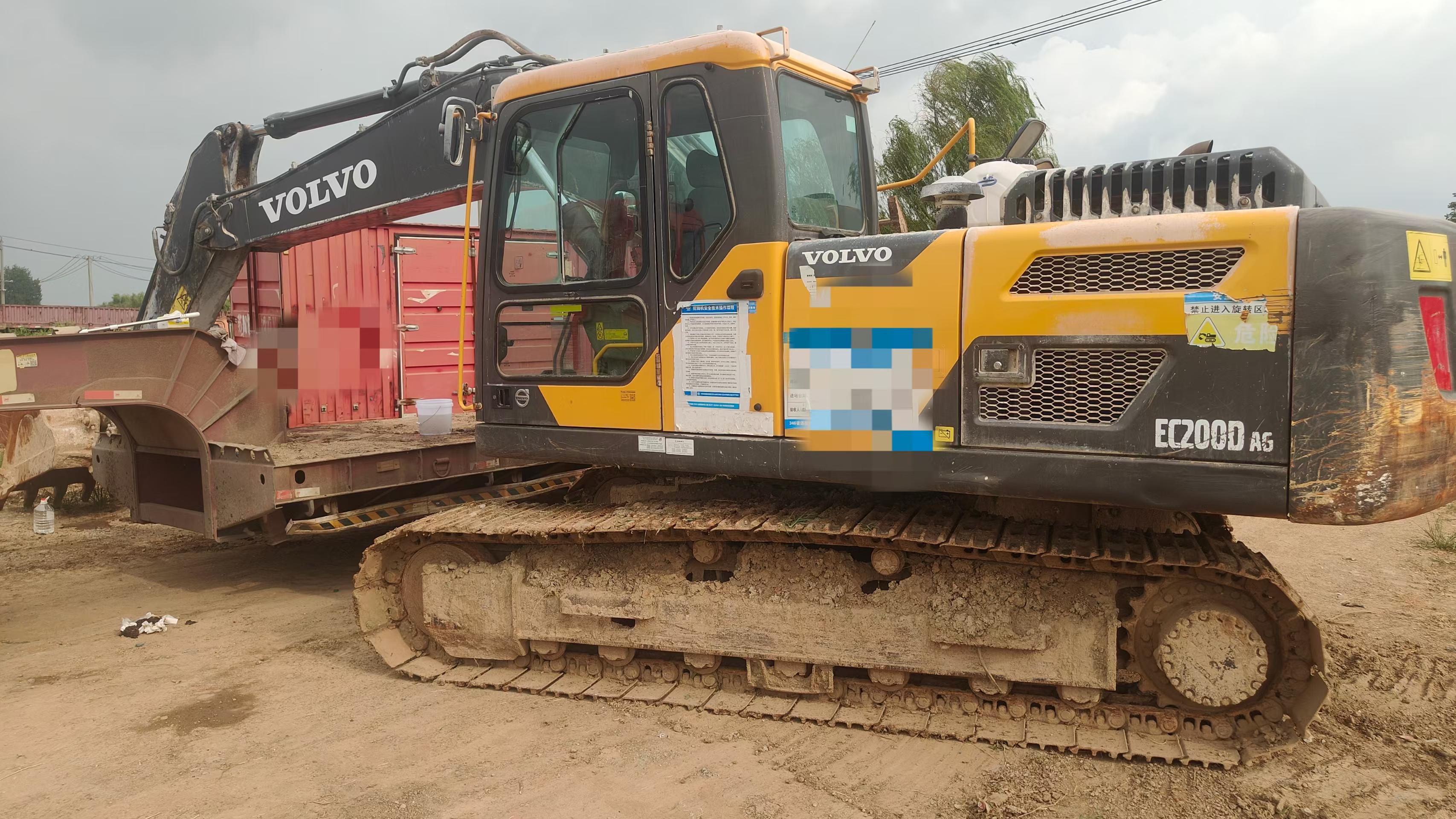 شراء Volvo EC200 مستعمل حفارة