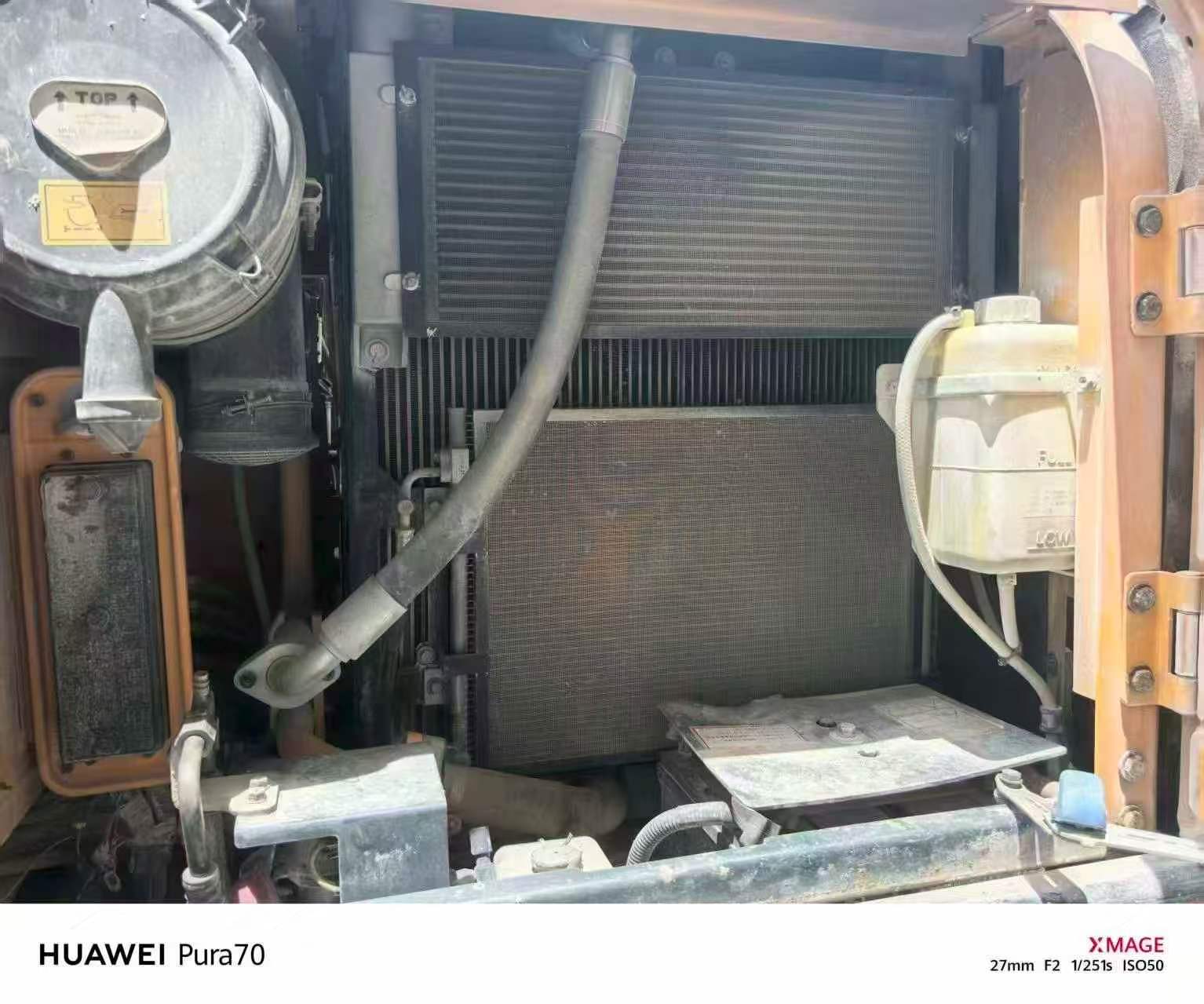 شراء حفارة Hyundai R130W مستعملة / 3