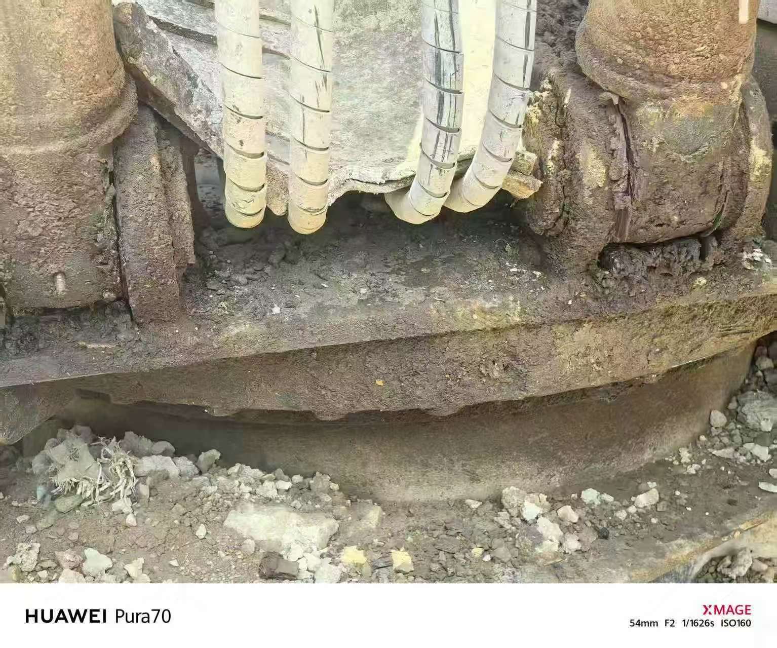 شراء حفارة Hyundai R130W مستعملة / 9