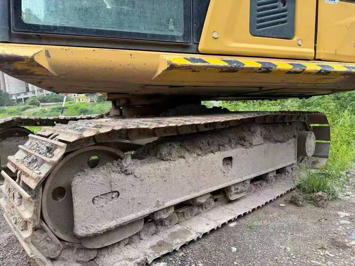Купить Подержанный Экскаватор Komatsu PC70-8 / 3 Купить Подержанный Экскаватор Komatsu PC70-8 / 3