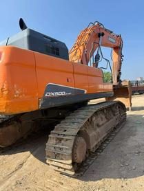 Buy Doosan DX500-SS Used Excavator / 2 Buy Doosan DX500-SS Used Excavator / 2
