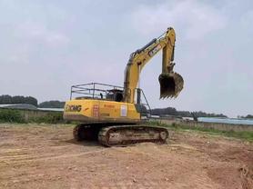 Buy XCMG XE370D Used Excavator / 4 Buy XCMG XE370D Used Excavator / 4