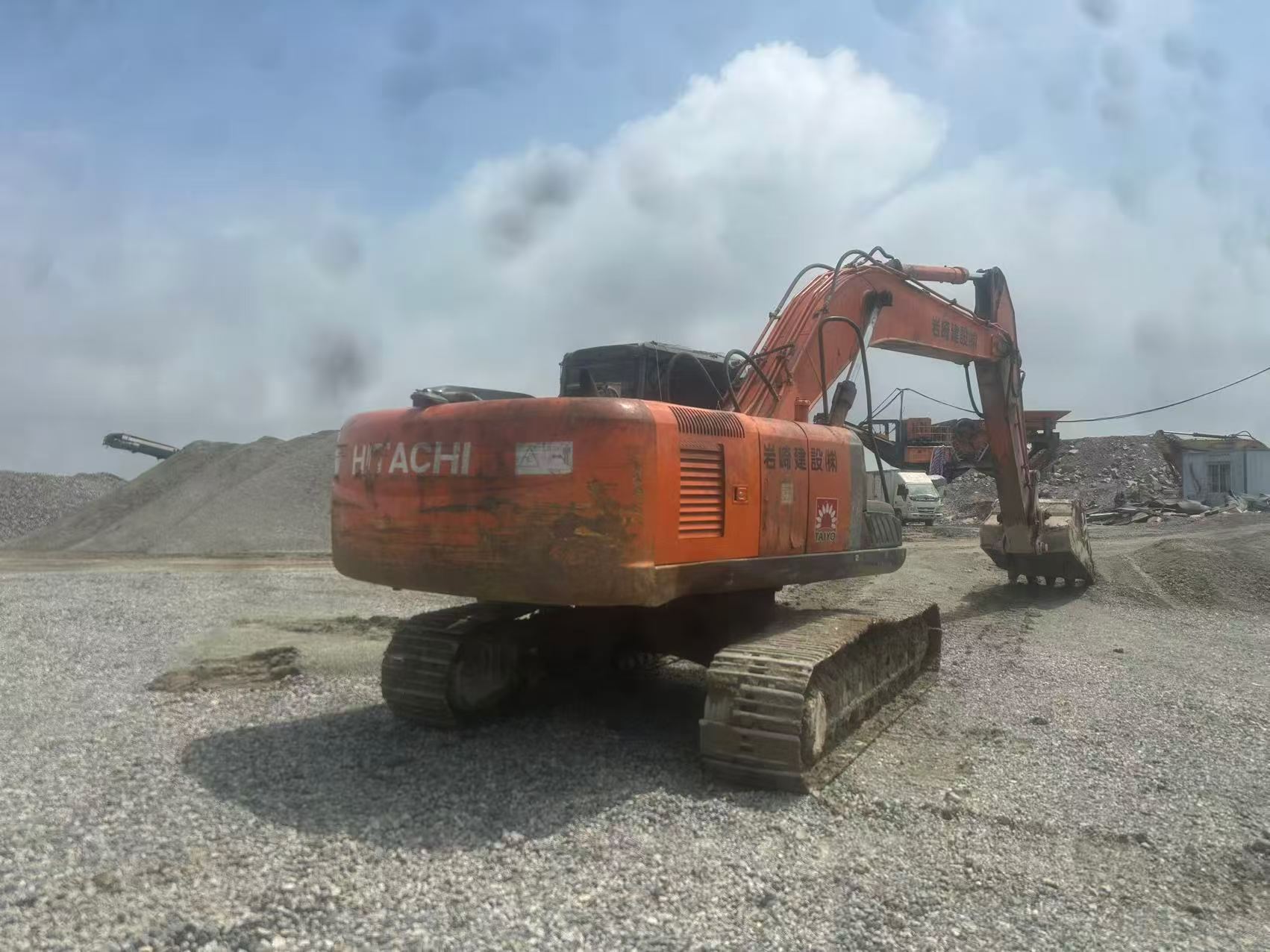 شراء Hitachi EX240-3 مستعمل حفارة