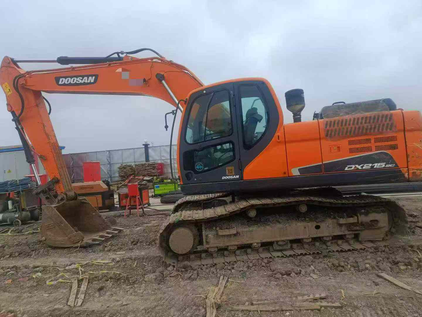 Comprar Doosan DH215-7 Usado Escavadeira