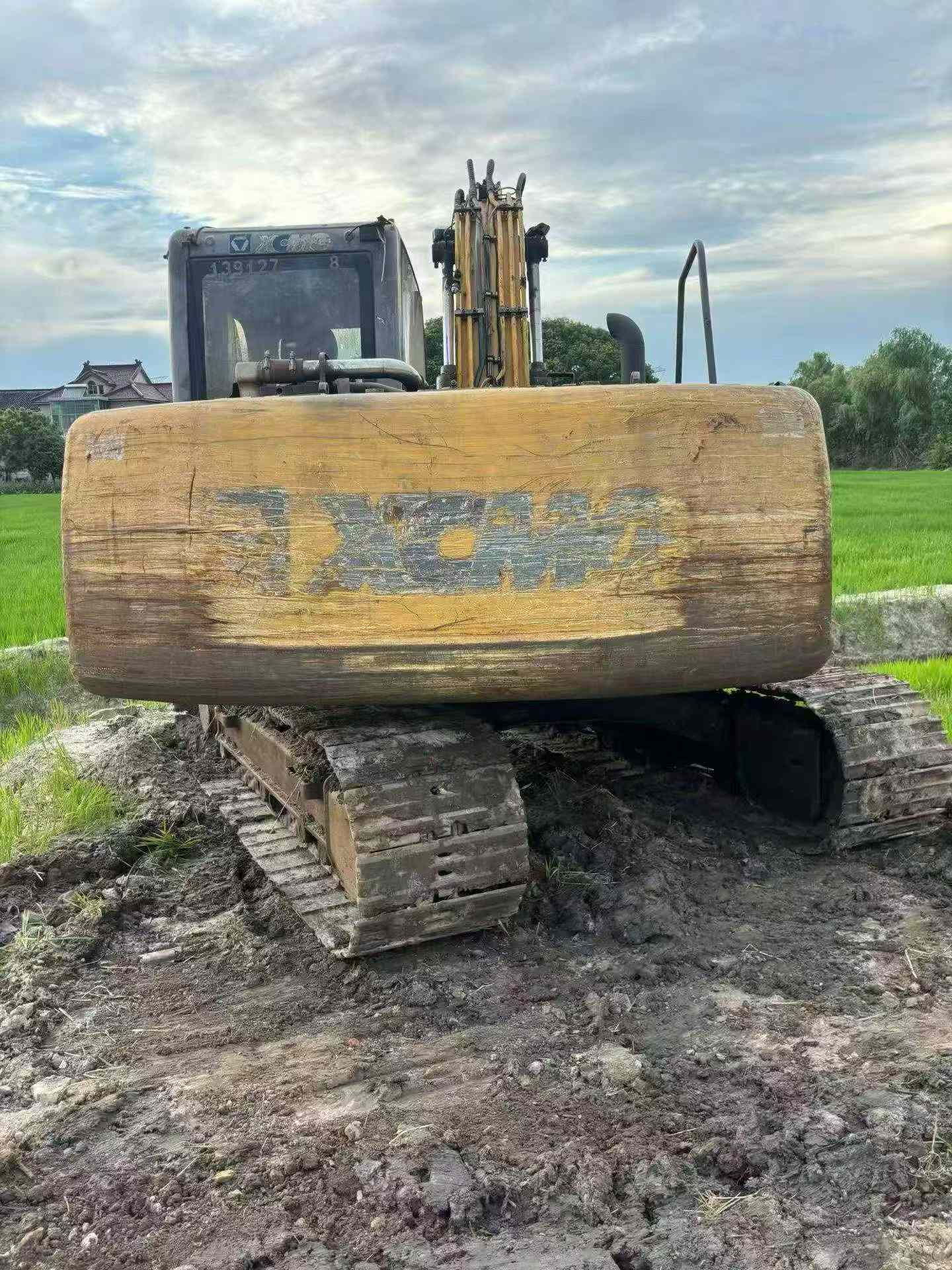Buy XCMG XE150 Used Excavator