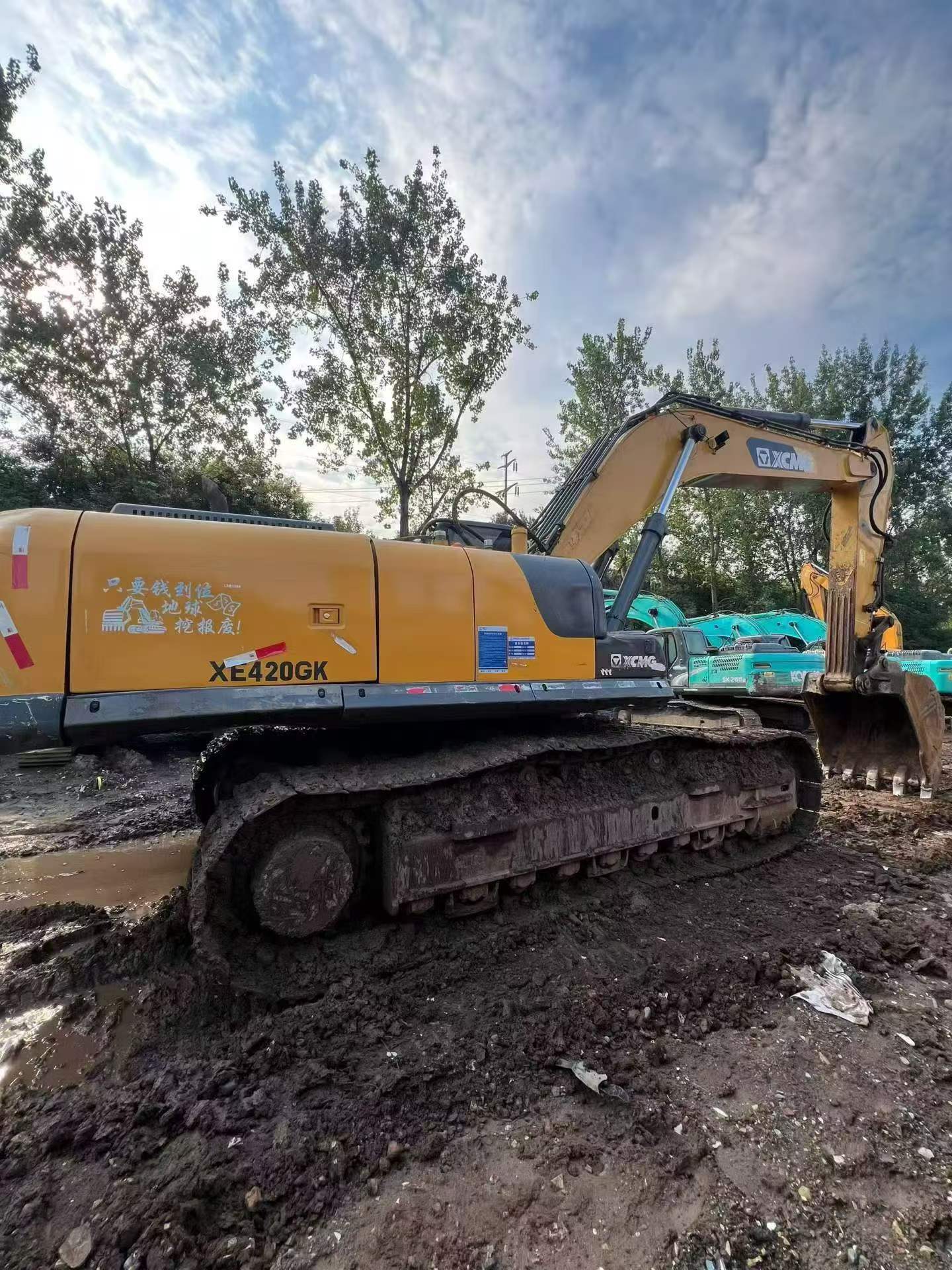 شراء حفارة XCMG XE370 مستعملة / 2