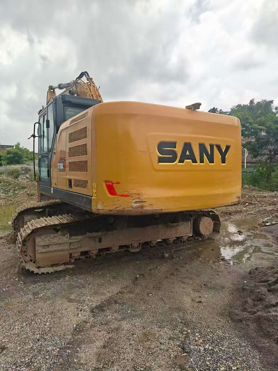 Buy Sany SY200C Used Excavator / 8