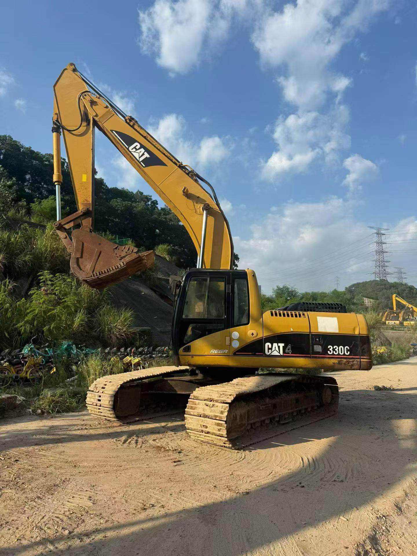 شراء Caterpillar 325CL مستعمل حفارة