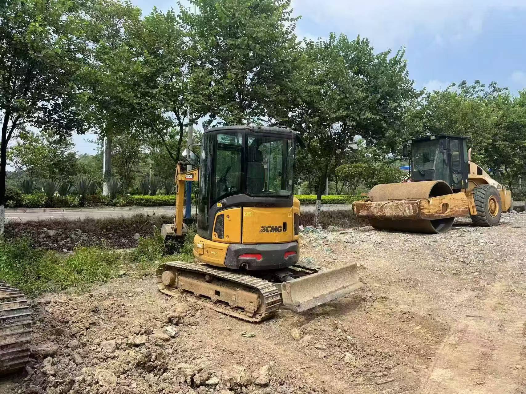 Buy XCMG XE35U Used Excavator / 2