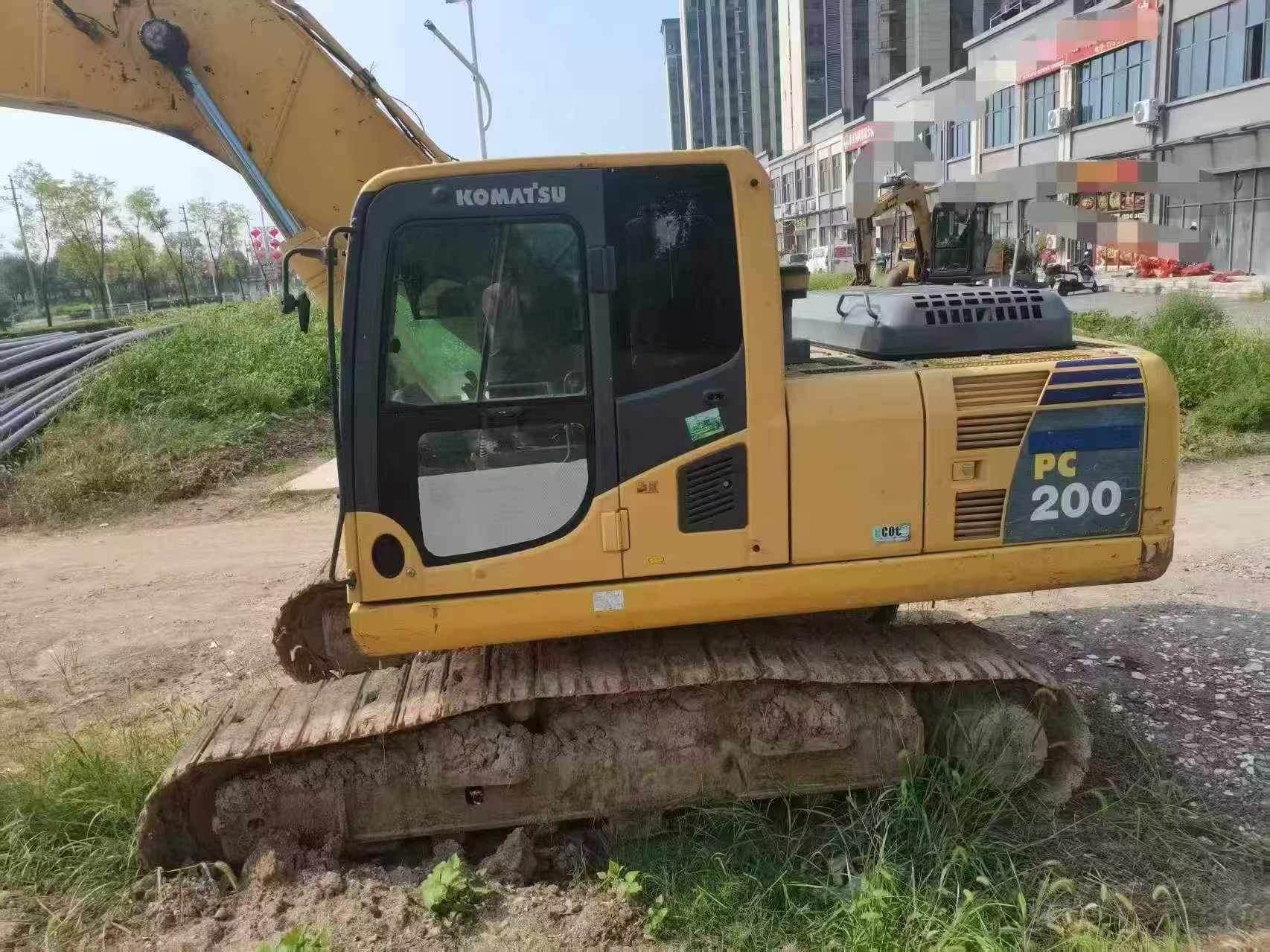 Comprar Komatsu PC200 Usado Escavadeira