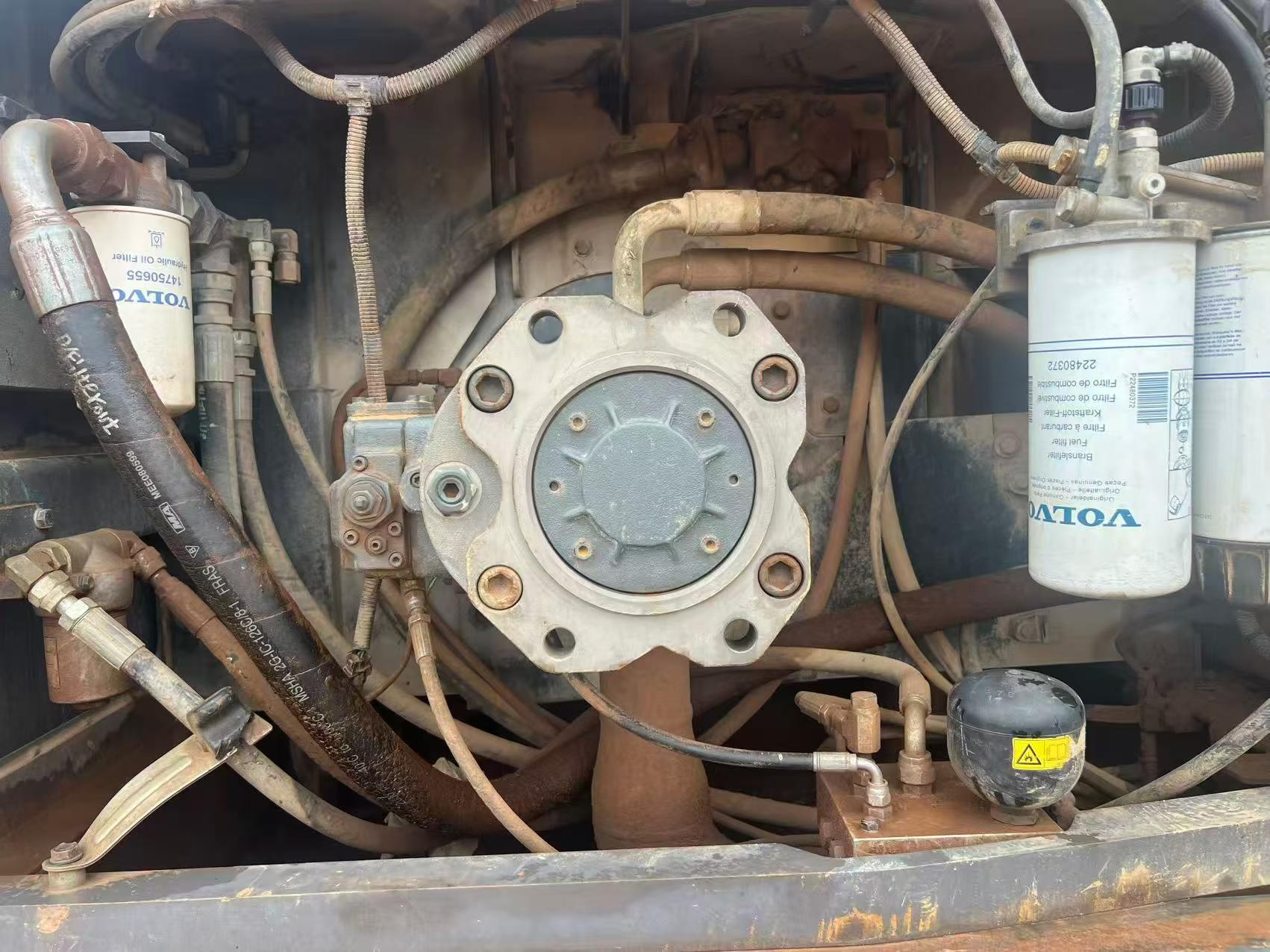 شراء Volvo EC380D مستعمل حفارة