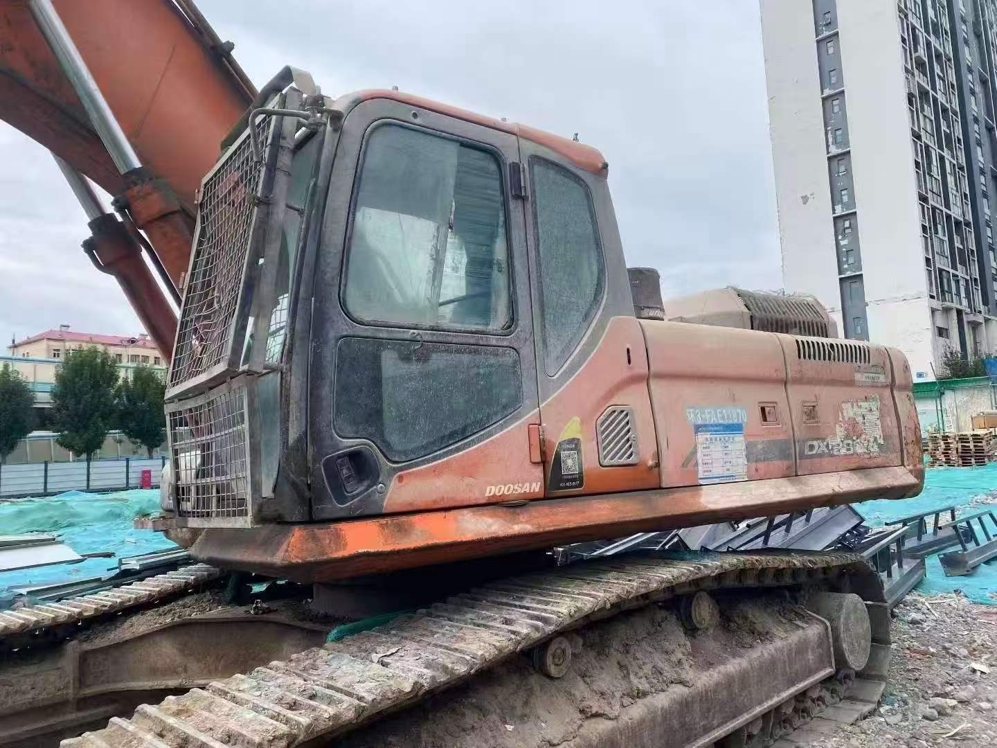 Comprar Doosan DX380 Usado Escavadeira