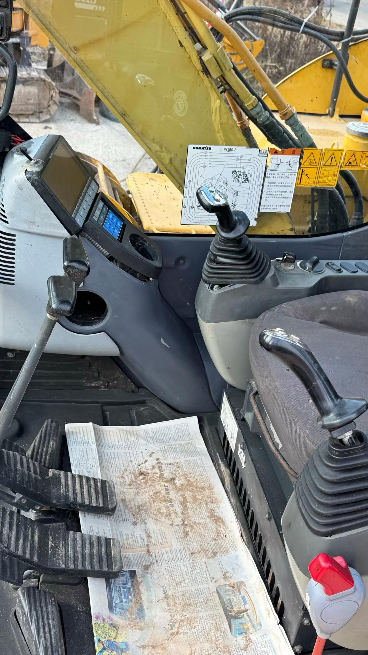 Buy Komatsu PC60-8 Used Excavator / 6 Buy Komatsu PC60-8 Used Excavator / 6