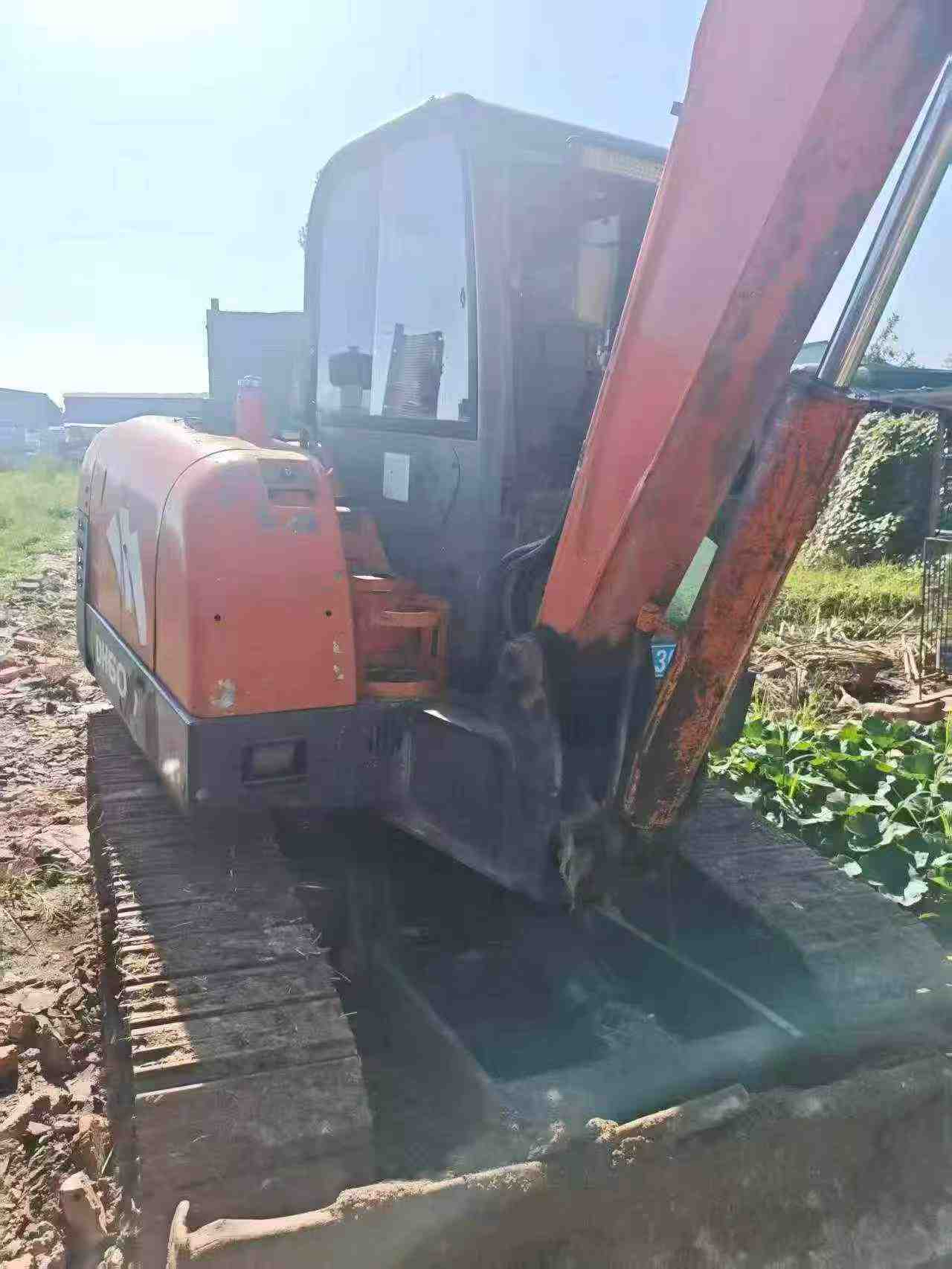 Compre Escavadeira Doosan DH60-7 Usada / 2 Compre Escavadeira Doosan DH60-7 Usada / 2