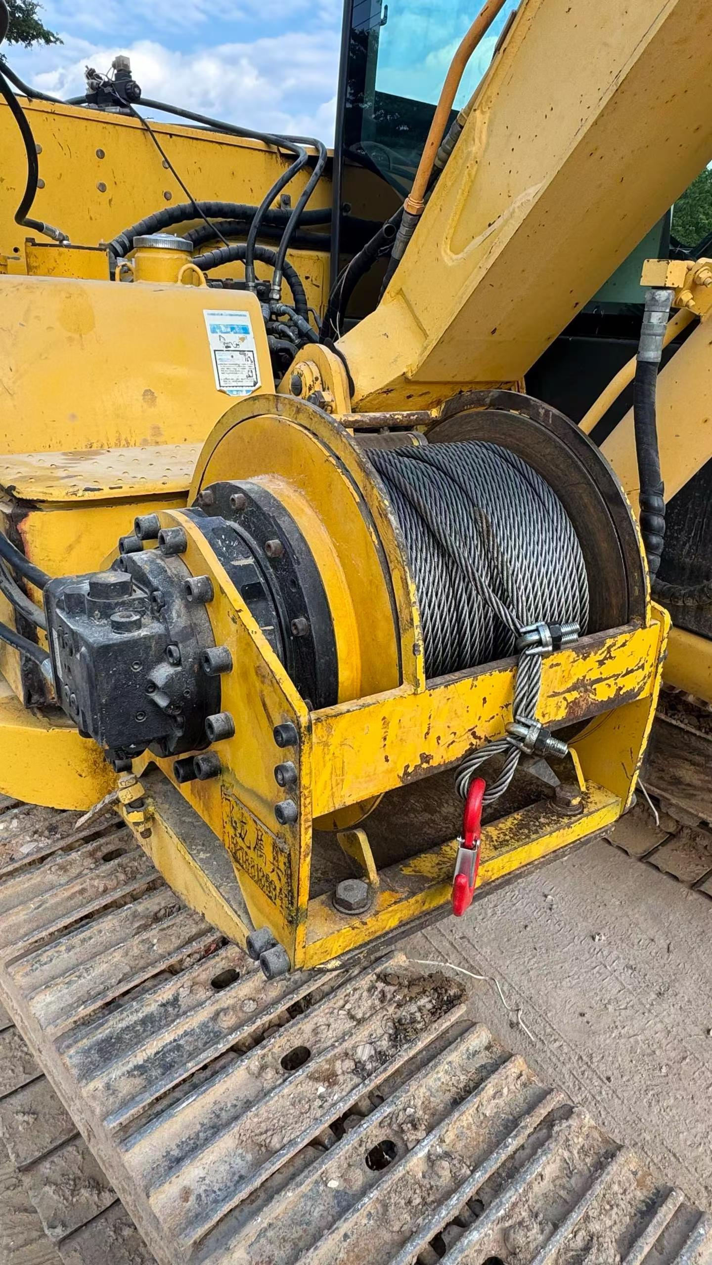 Buy Komatsu PC60-8 Used Excavator / 4 Buy Komatsu PC60-8 Used Excavator / 4