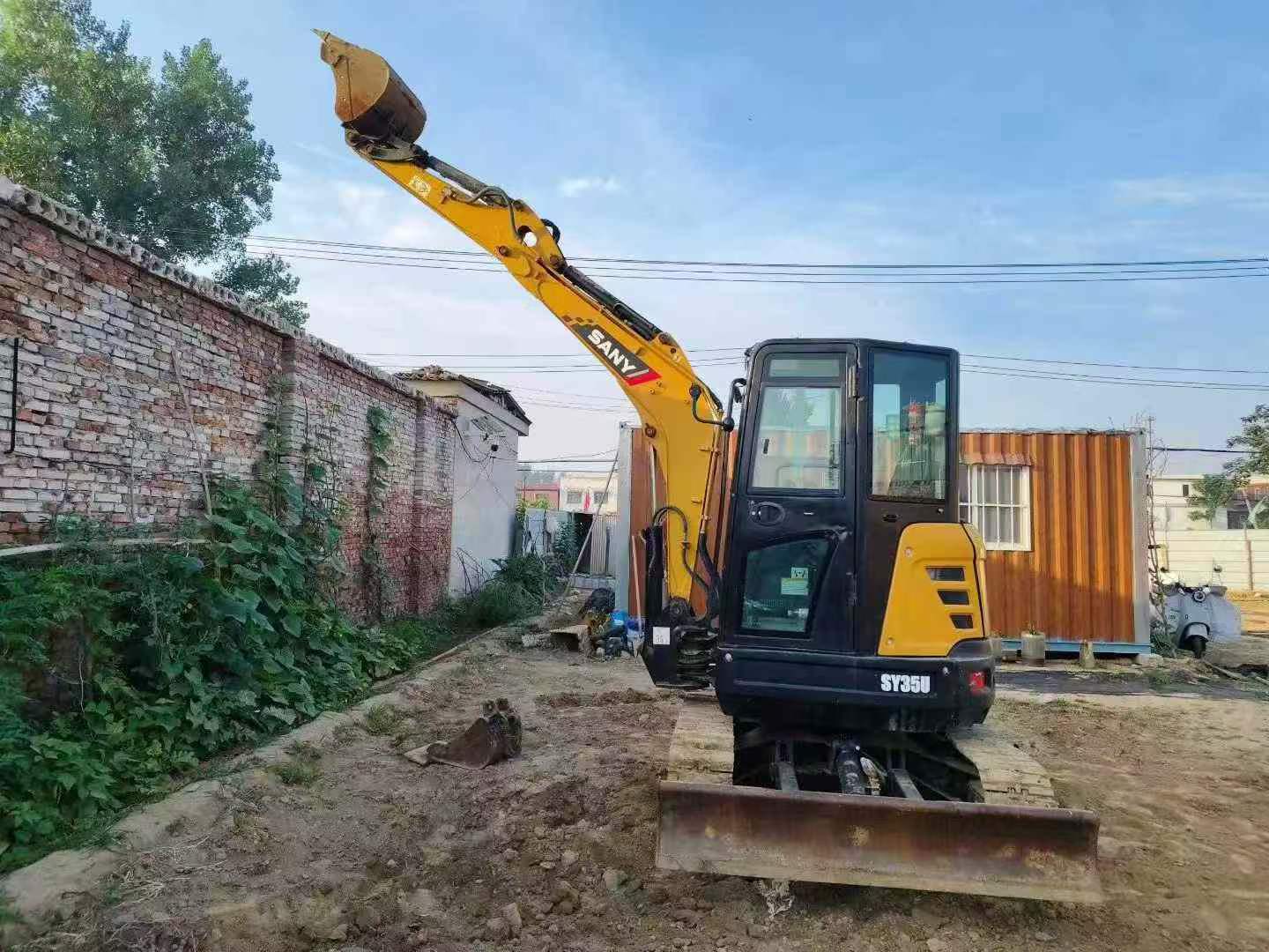 Comprar Sany SY35U Usado Escavadeira