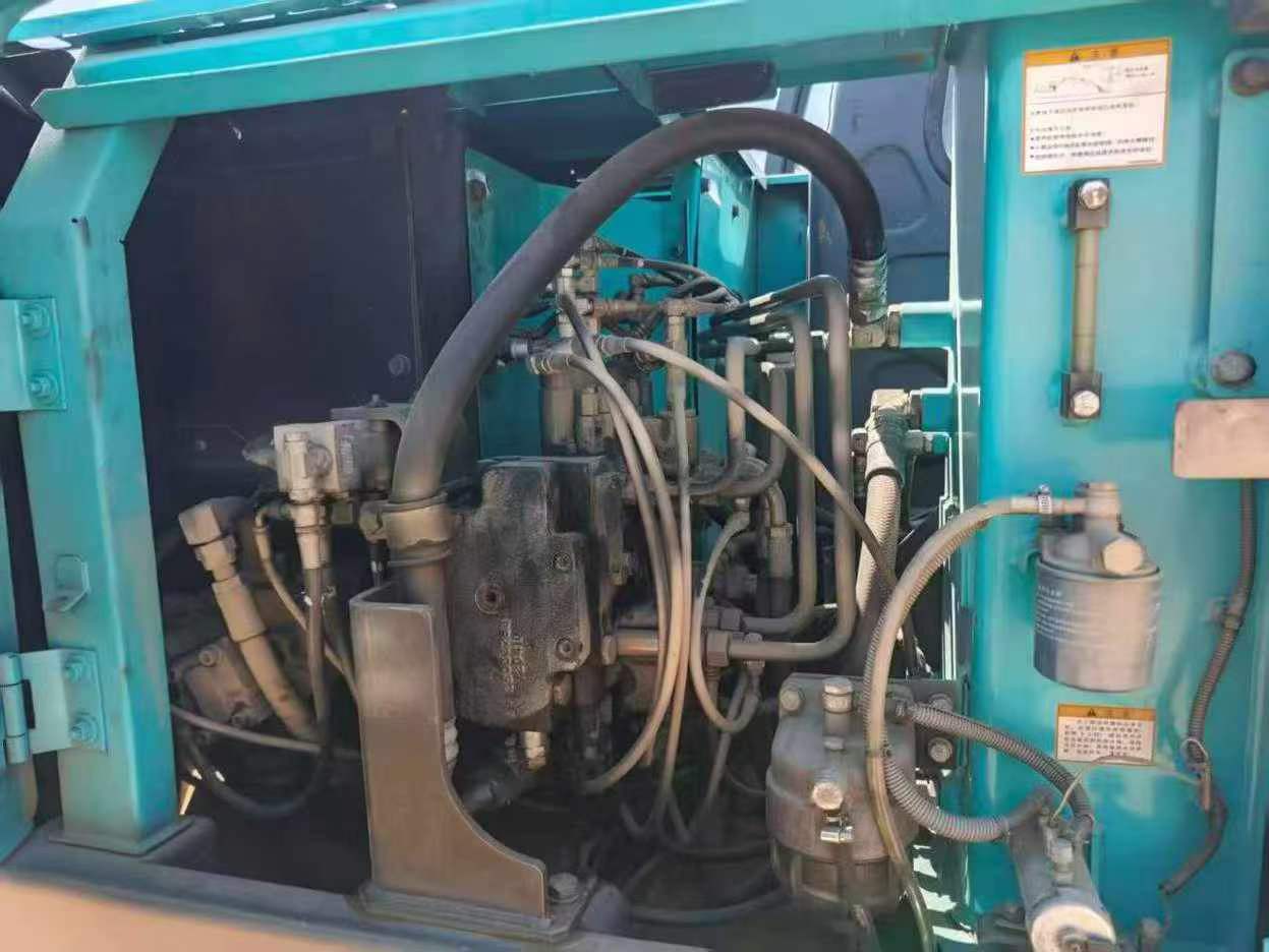 Compre Escavadeira Kobelco SK75 Usada / 5