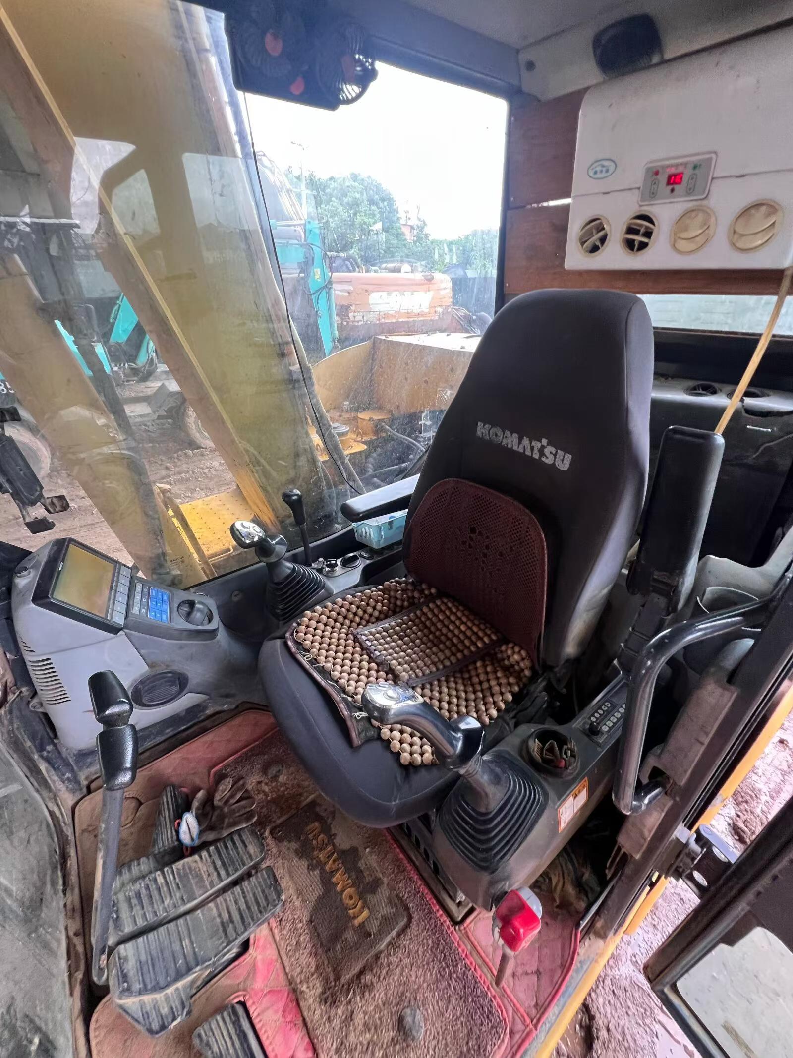 Acheter Pelle Komatsu PC70-8 d'occasion / 5 Acheter Pelle Komatsu PC70-8 d'occasion / 5