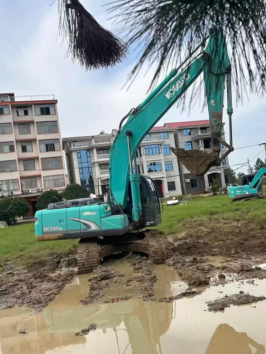 Compre Excavadora Kobelco SK2008 Usada / 2