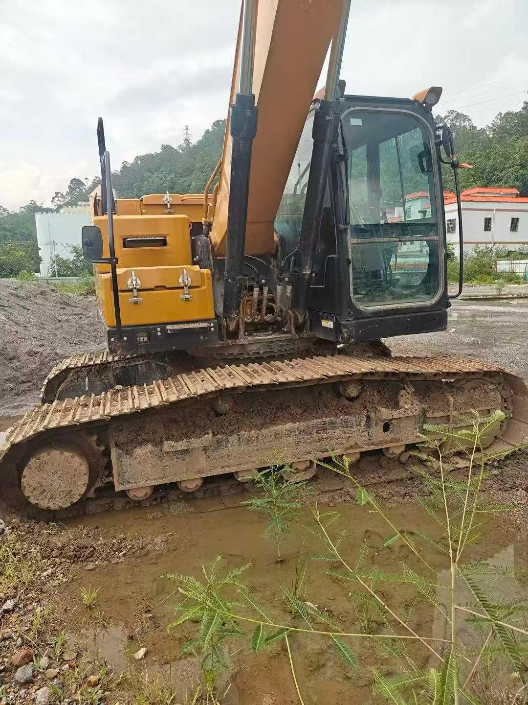 Buy Sany SY200C Used Excavator / 7