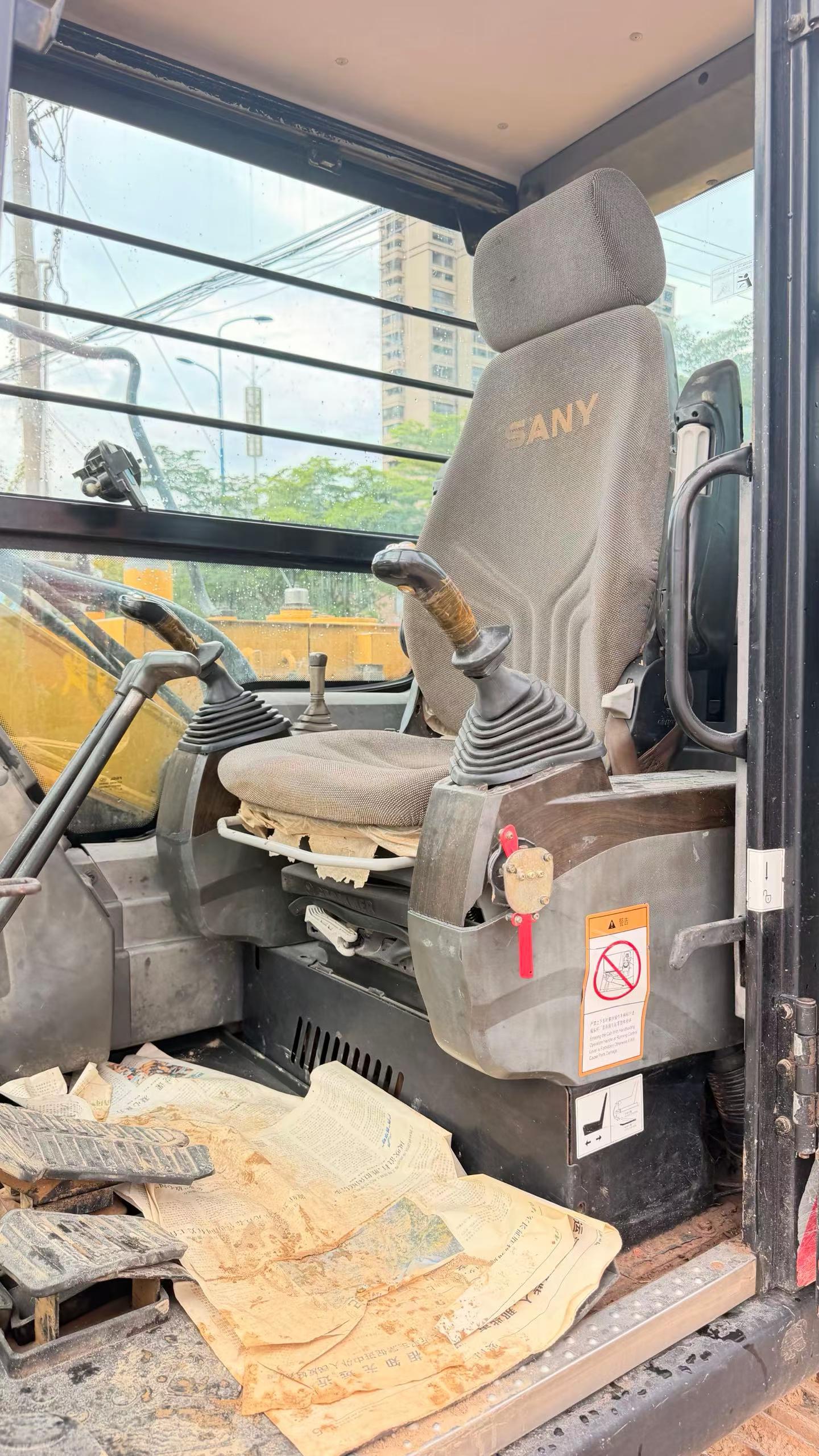 Buy Sany SY75C Used Excavator / 5 Buy Sany SY75C Used Excavator / 5