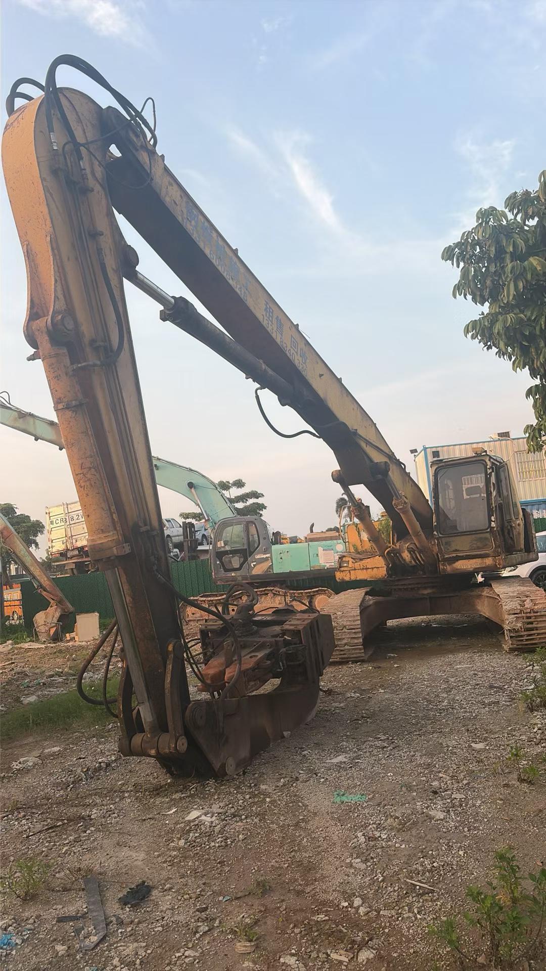Buy Kobelco SK350-8 Used Excavator / 2