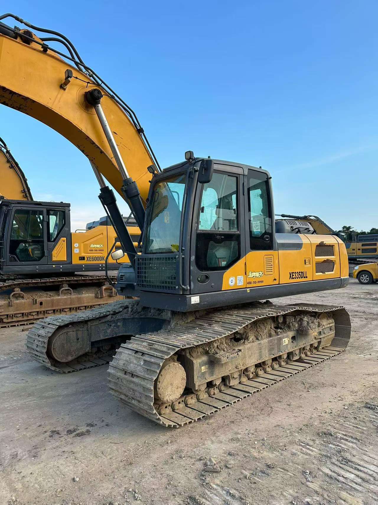 Compre Escavadeira XCMG XE245D Usada / 8