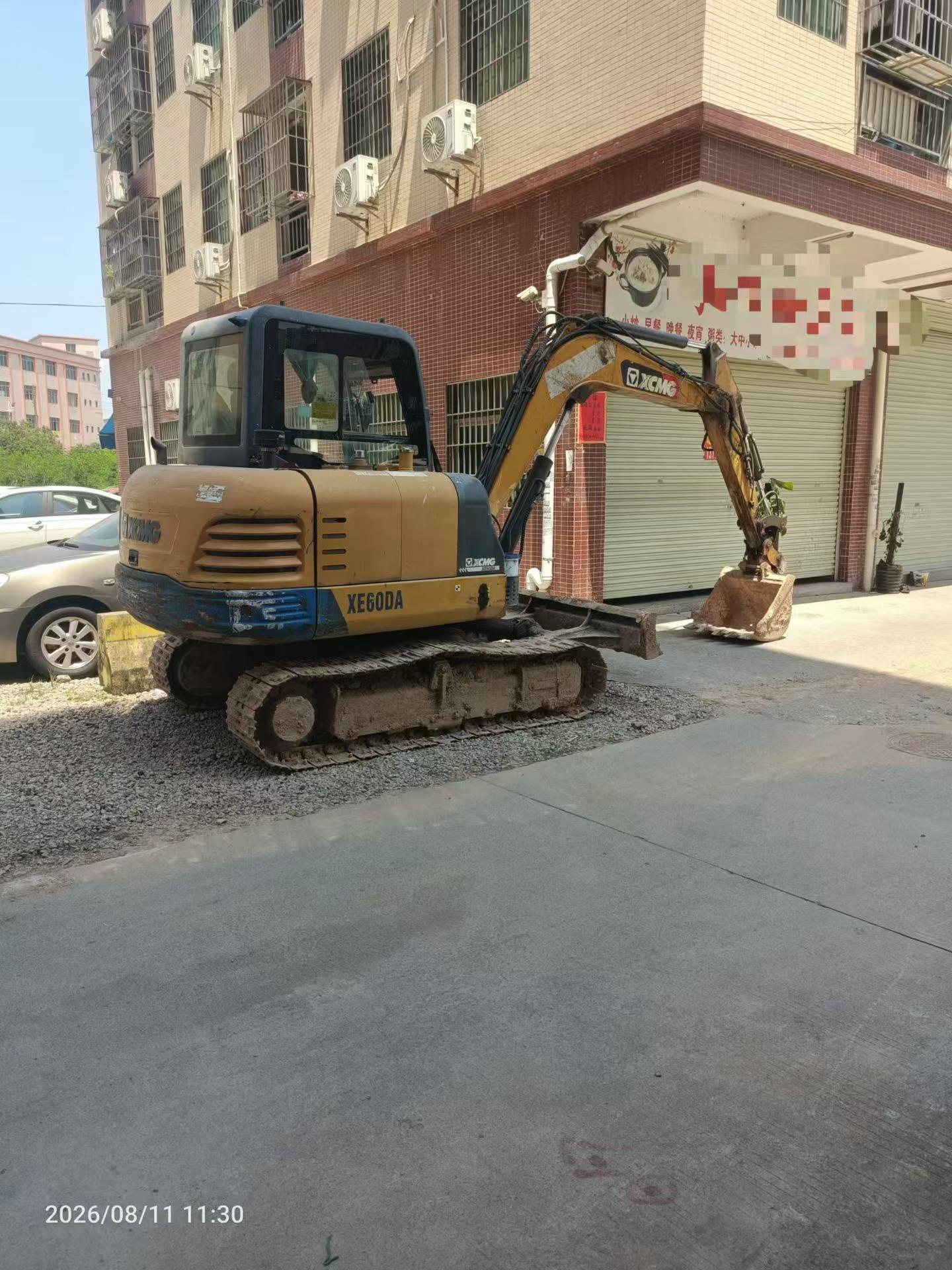 Buy XCMG XE60 Used Excavator / 3