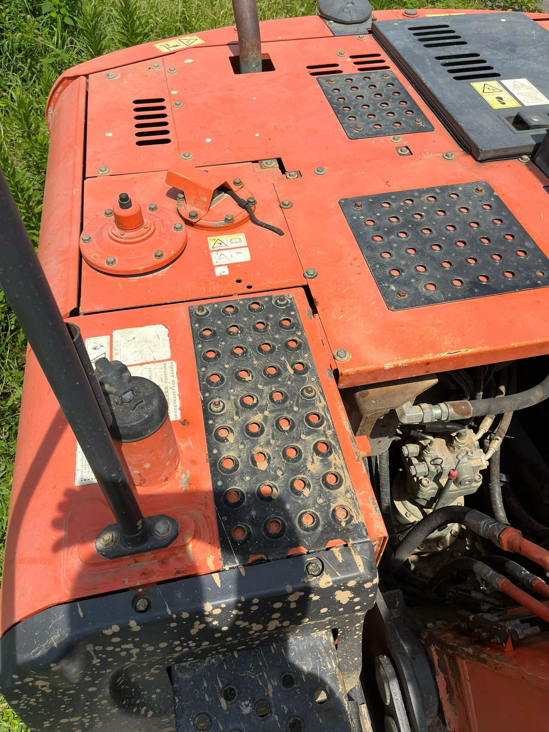 Buy Hitachi EX130 Used Excavator / 9