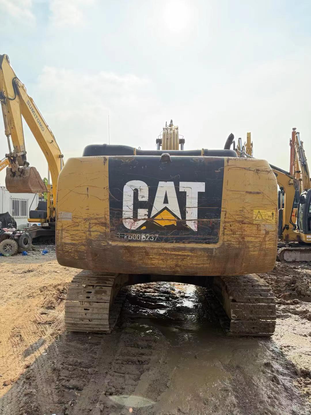 Buy Caterpillar 320E Used Excavator / 3 Buy Caterpillar 320E Used Excavator / 3