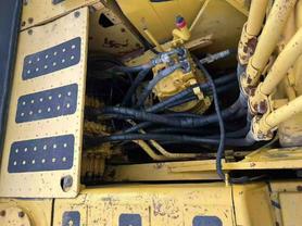 Buy Komatsu PC220-8 Used Excavator / 9 Buy Komatsu PC220-8 Used Excavator / 9