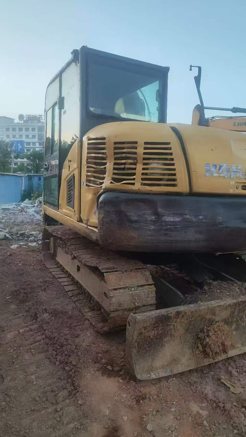Comprar Komatsu PC60-8 Usado Escavadeira