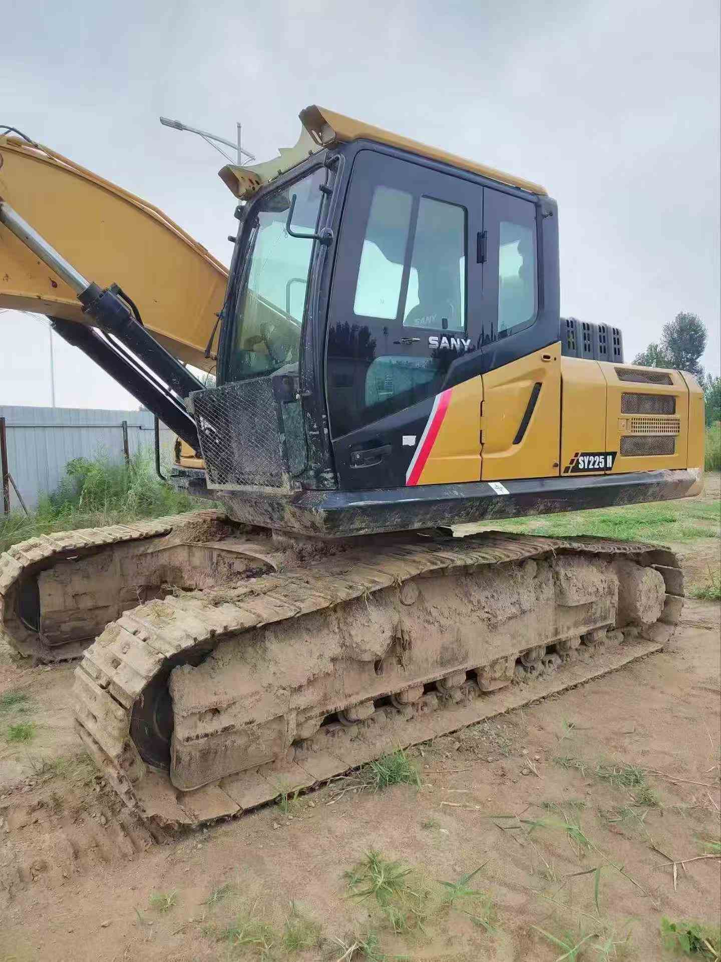 Buy Sany SY225C Used Excavator / 3