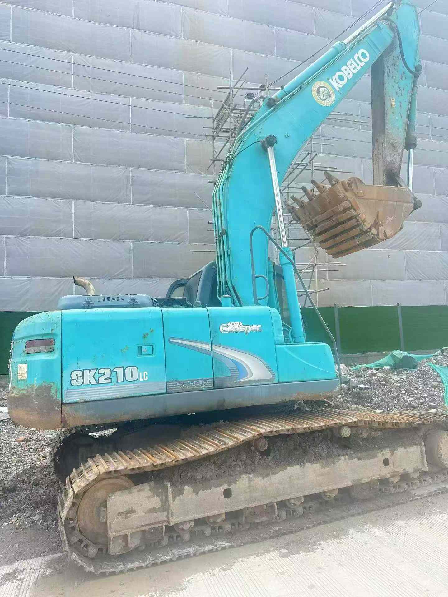 Compre Escavadeira Kobelco SK15SR Usada / 2