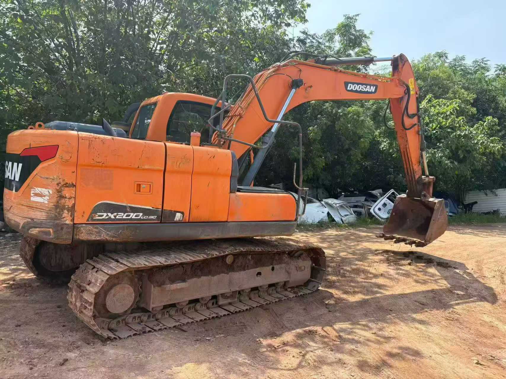 Купить Doosan S130W-3 Подержанный Экскаватор Купить Doosan S130W-3 Подержанный Экскаватор