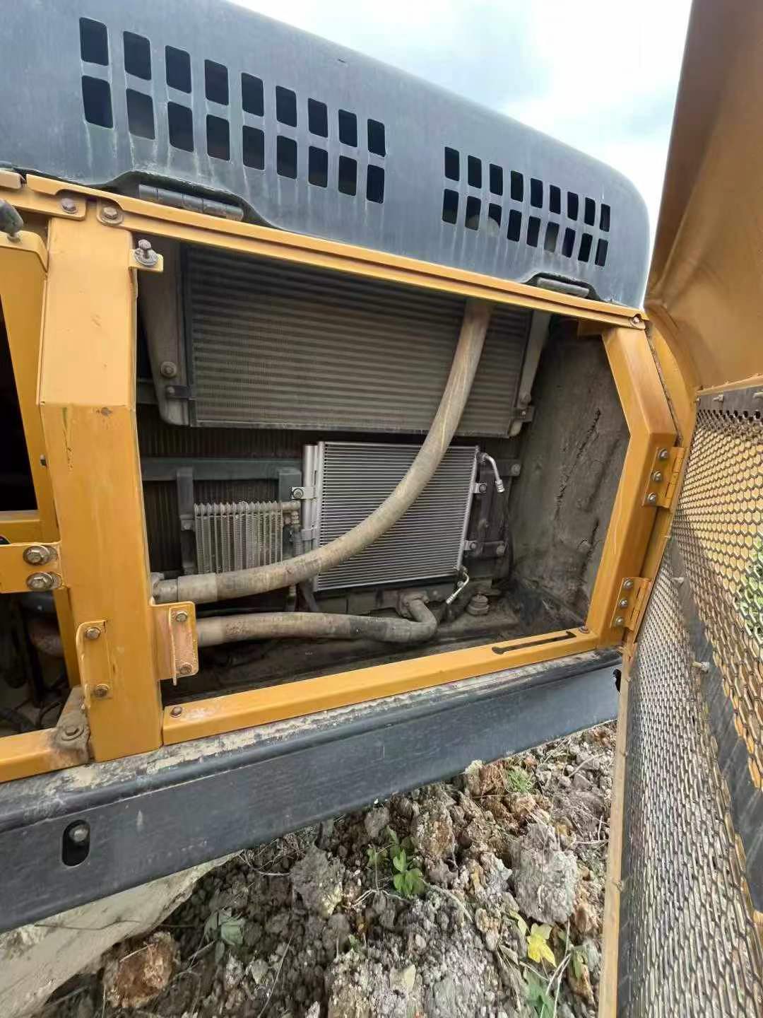 Buy XCMG XE370 Used Excavator / 2