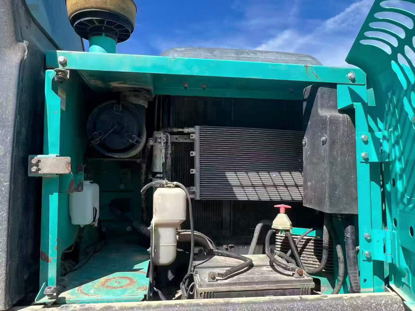 Купить Подержанный Экскаватор Kobelco SK130 / 4