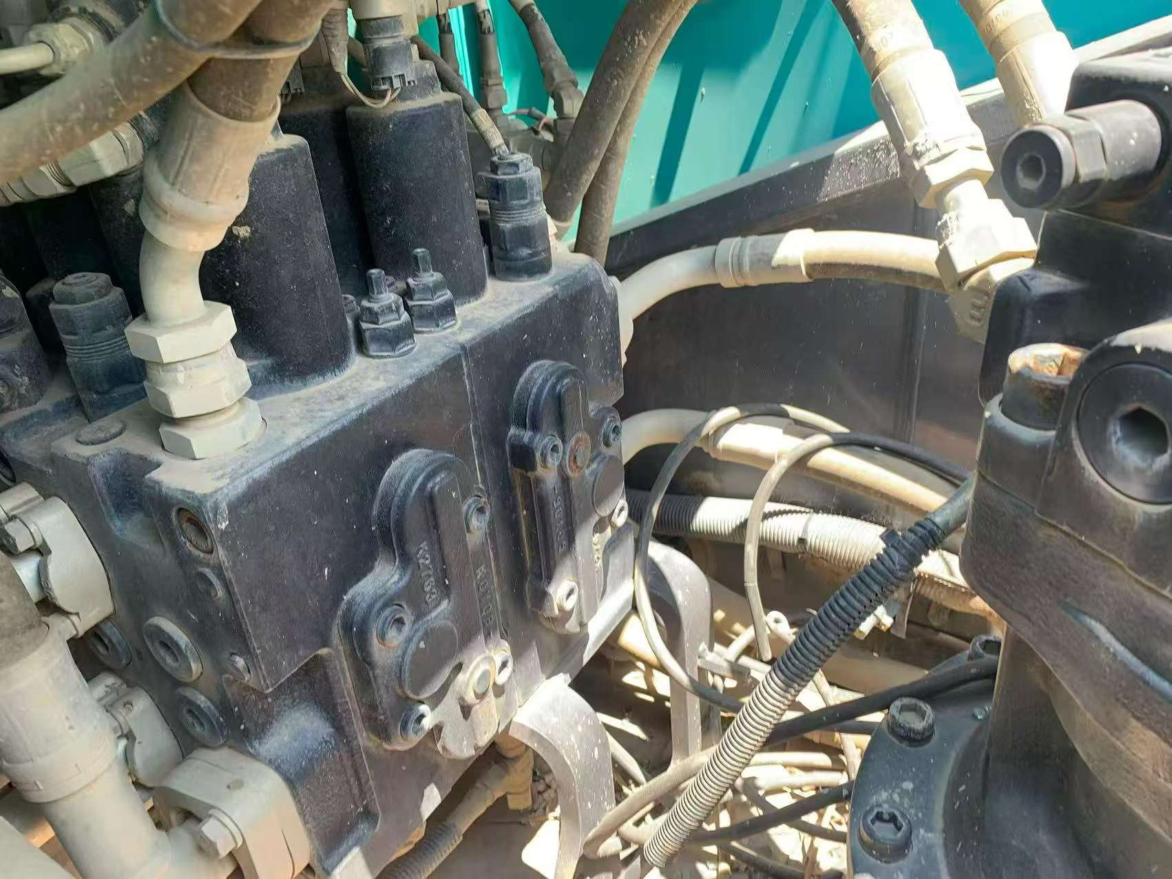 Compre Escavadeira Kobelco SK200-10 Usada / 3