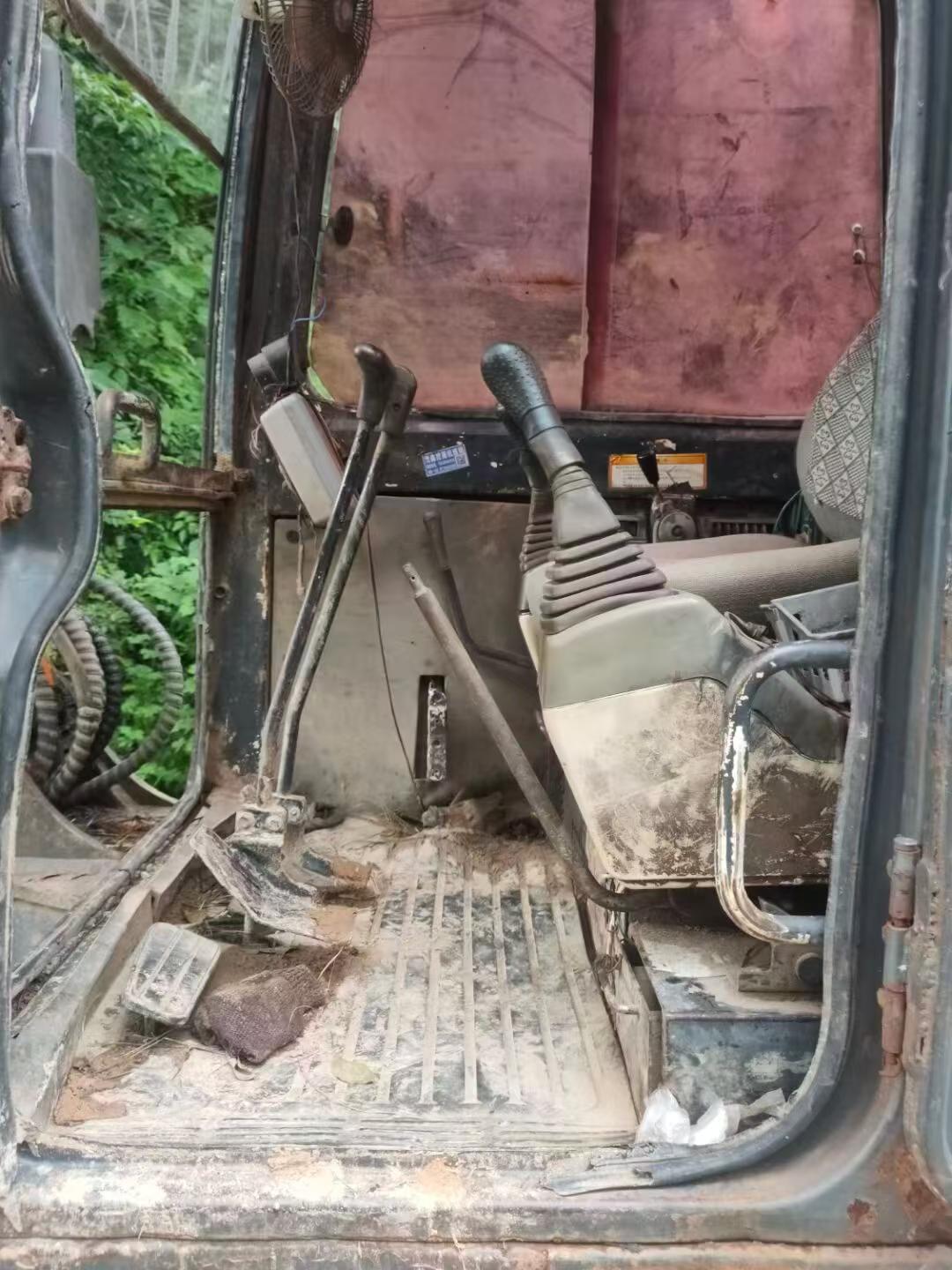 Compre Excavadora Doosan DH55 Usada / 5 Compre Excavadora Doosan DH55 Usada / 5