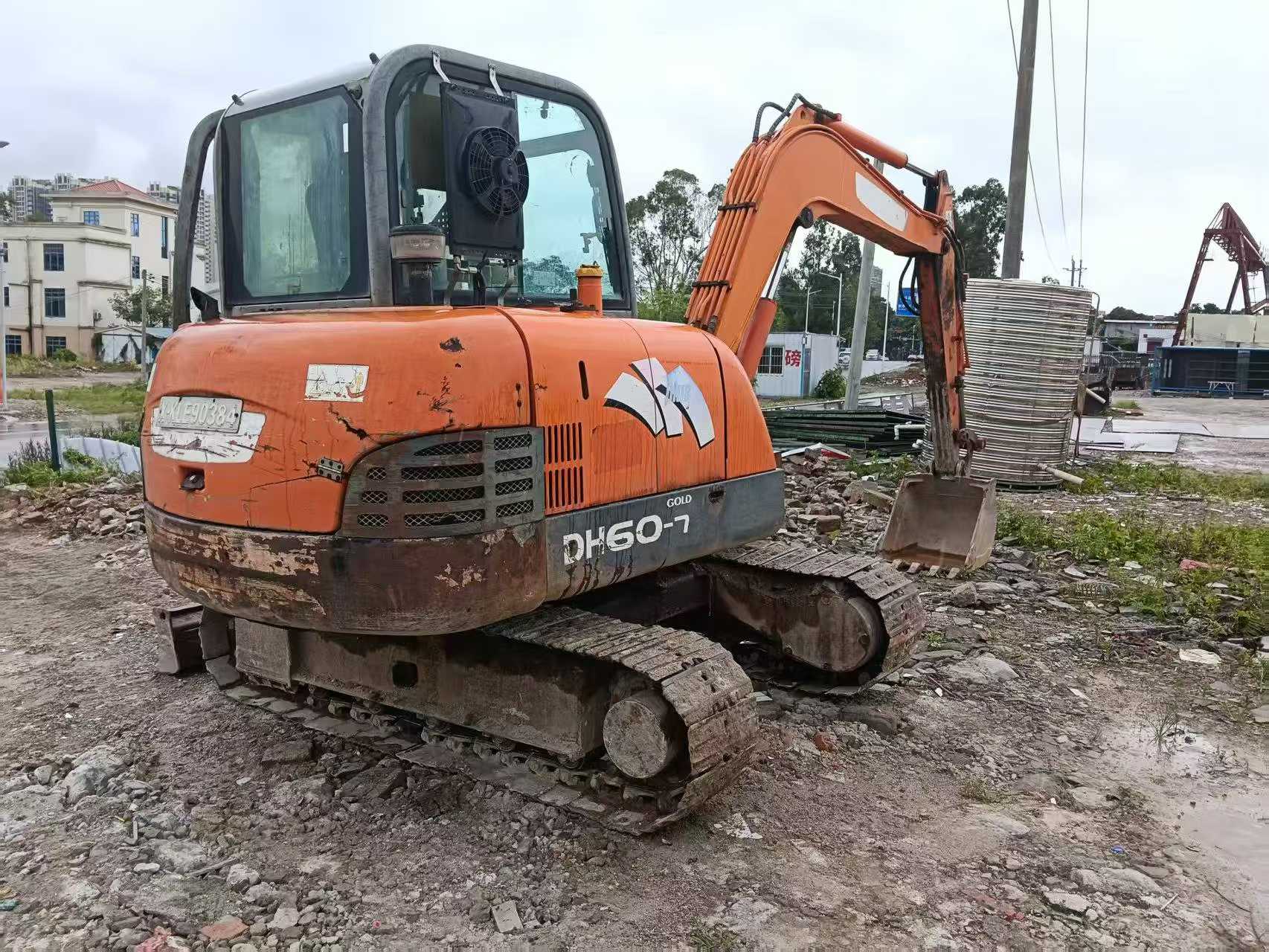 Buy Doosan DH60-7 Used Excavator / 2