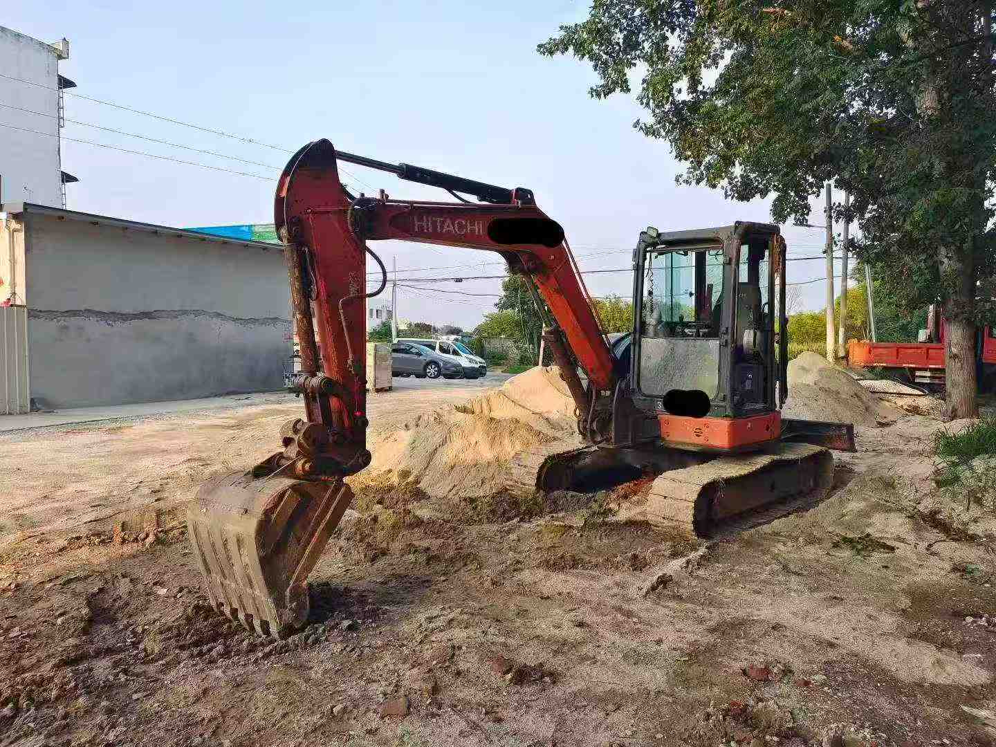 Buy Hitachi EX55UR-3 Used Excavator