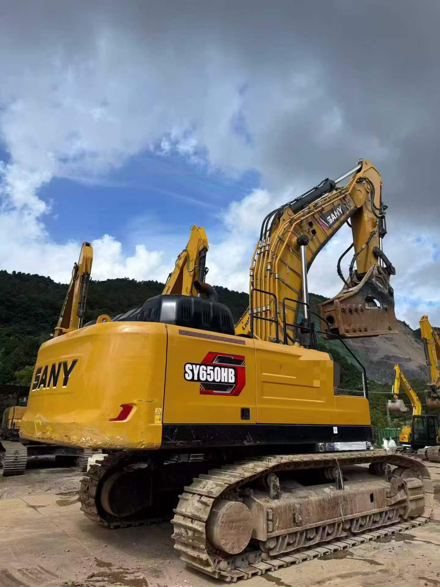 Buy Sany SY650HB Used Excavator / 3