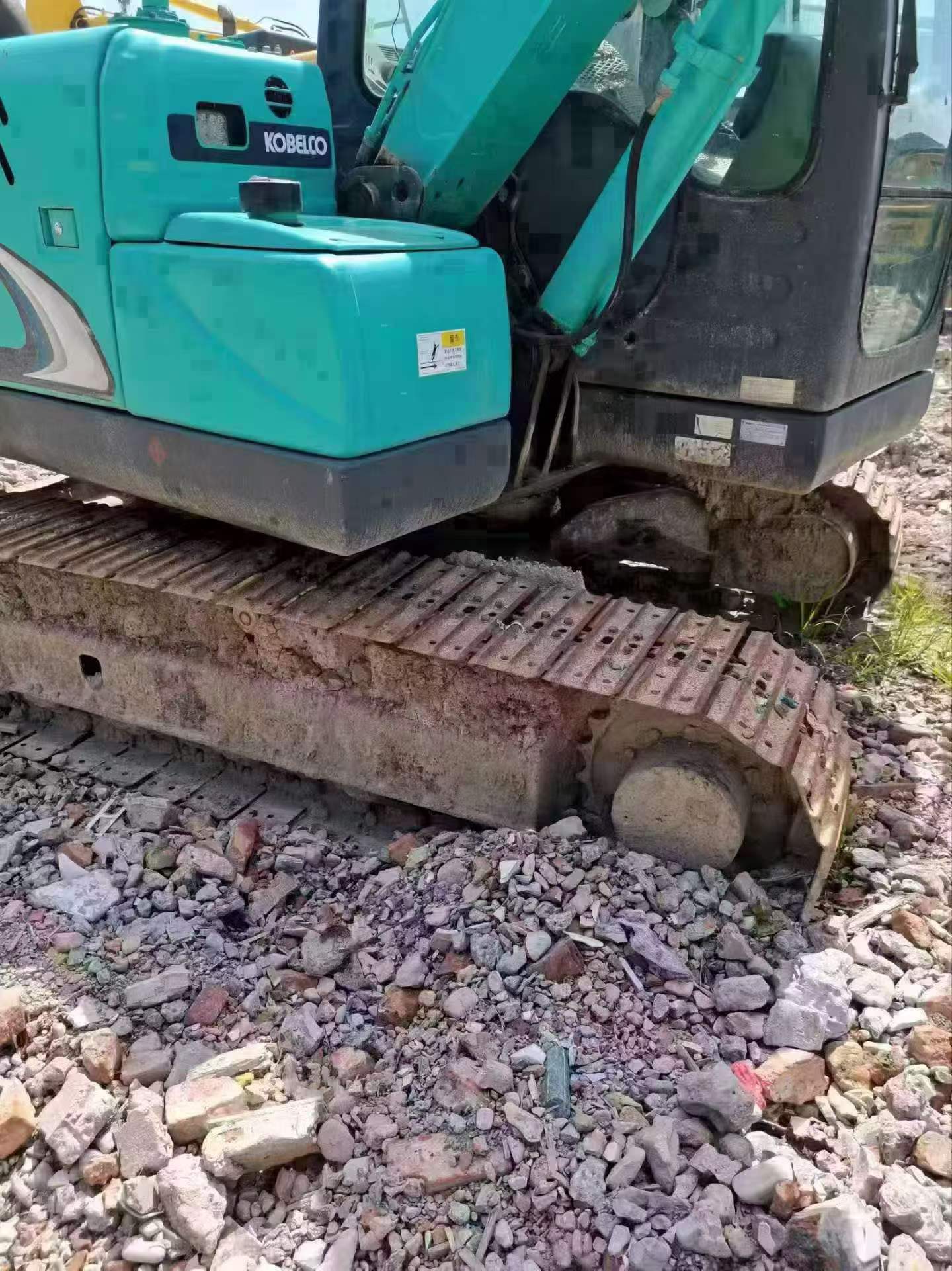 Compre Escavadeira Kobelco SK75 Usada / 9