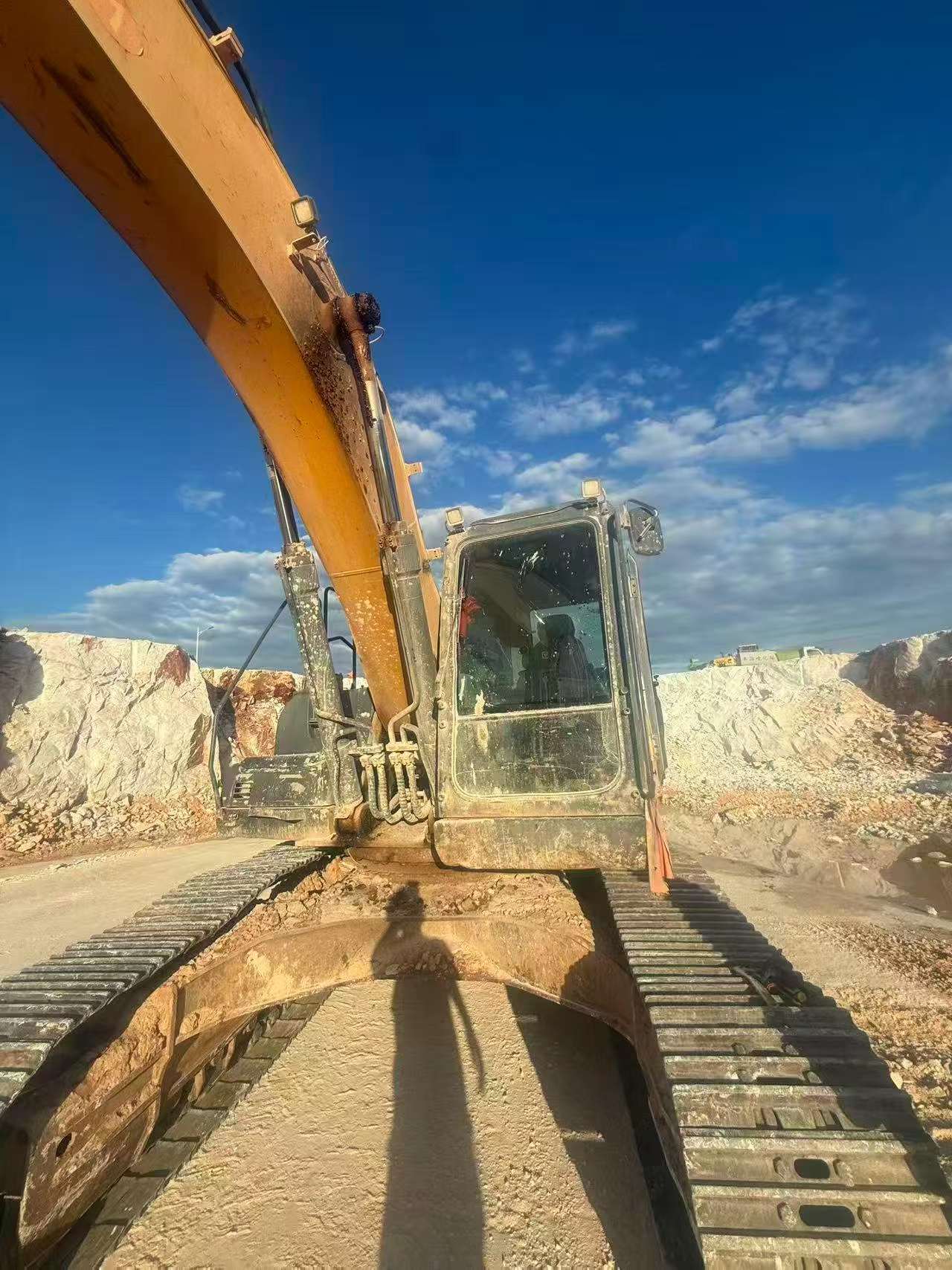 Compre Excavadora XCMG XE305D Usada / 2
