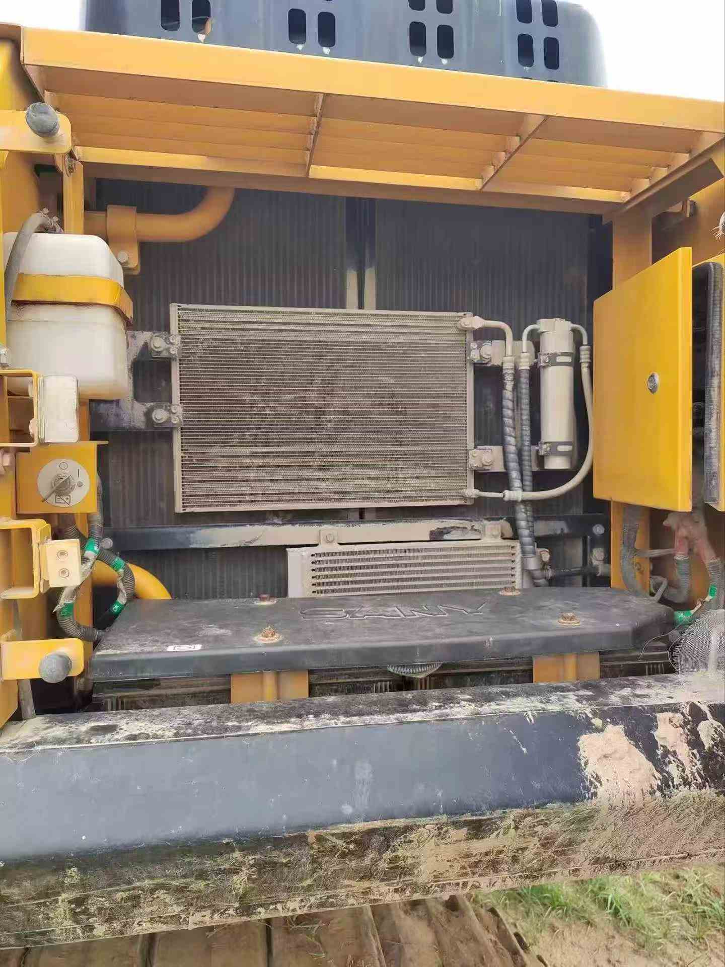 Buy Sany SY225C Used Excavator / 5