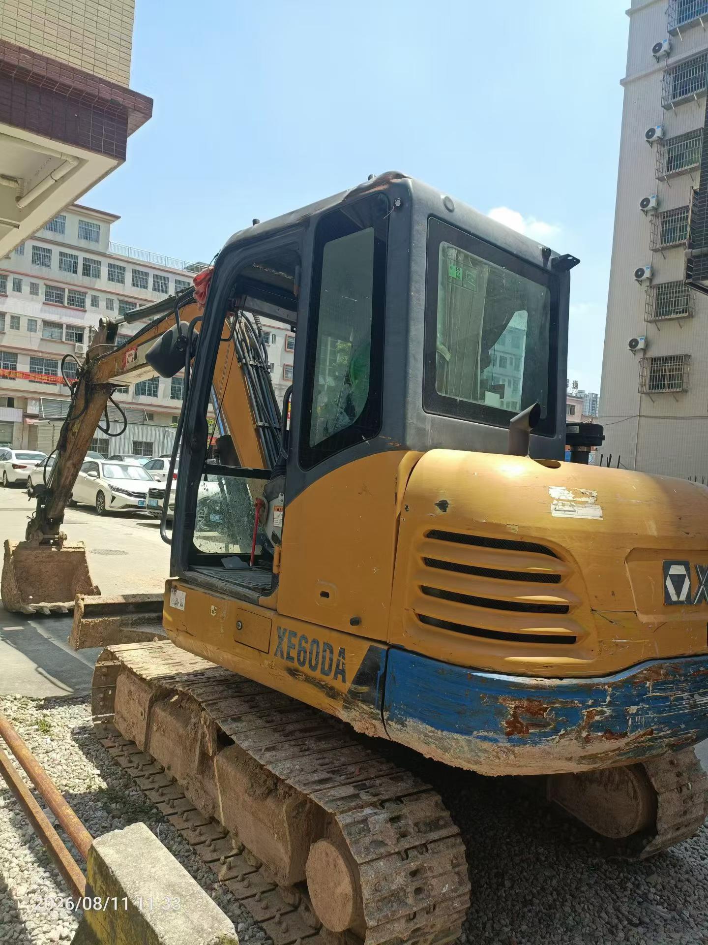 Buy XCMG XE60 Used Excavator / 8