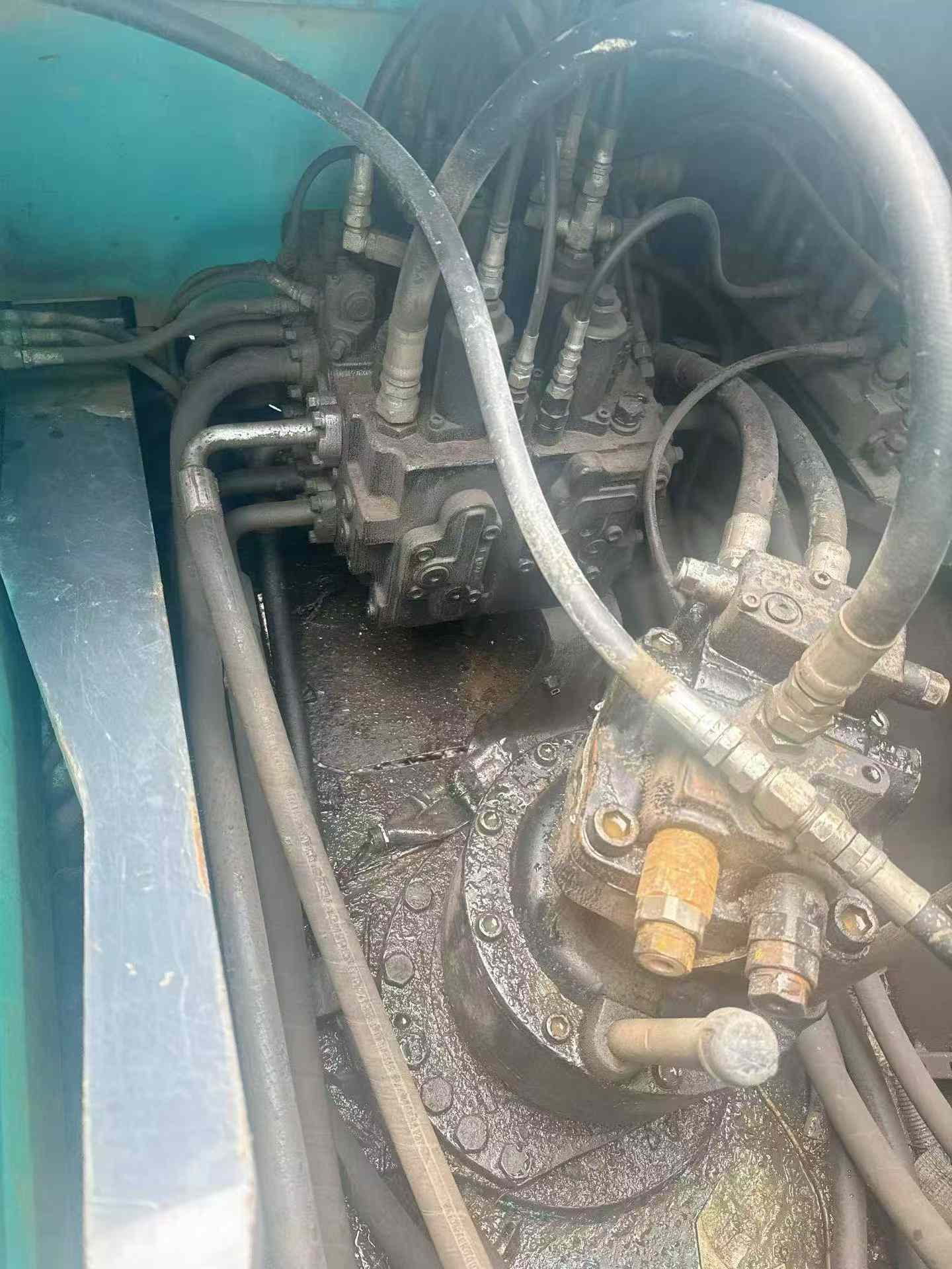 Compre Escavadeira Kobelco SK15SR Usada / 5